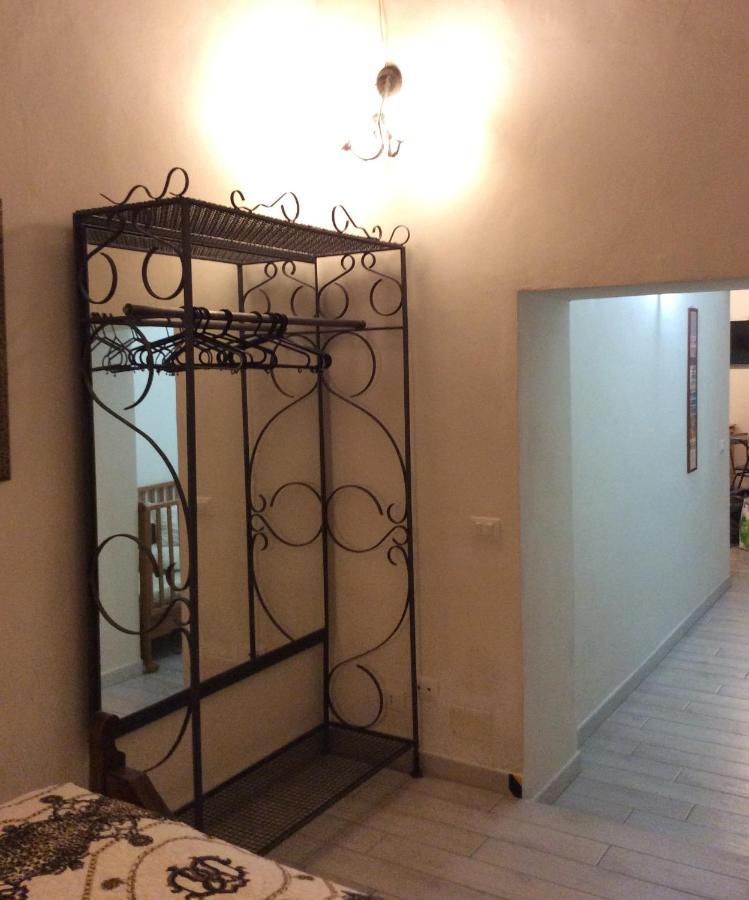 Casa Il Girasole Appartement Livorno Buitenkant foto